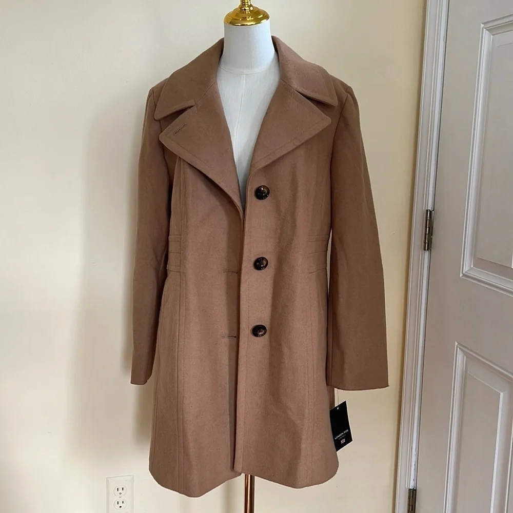 London Fog coat - Picture 1 of 7